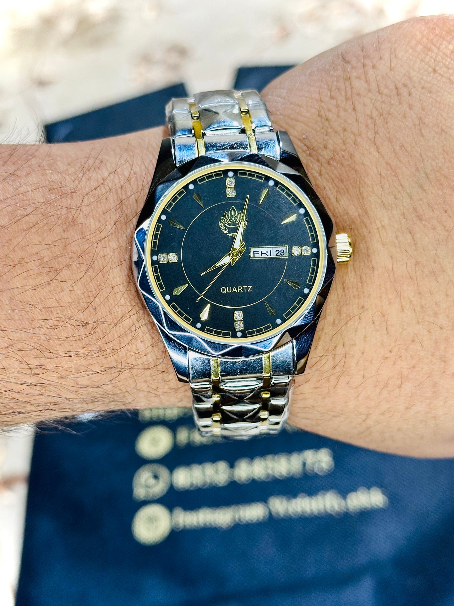 Quartz Men Watches With Diamond Cut With Stainless Steel